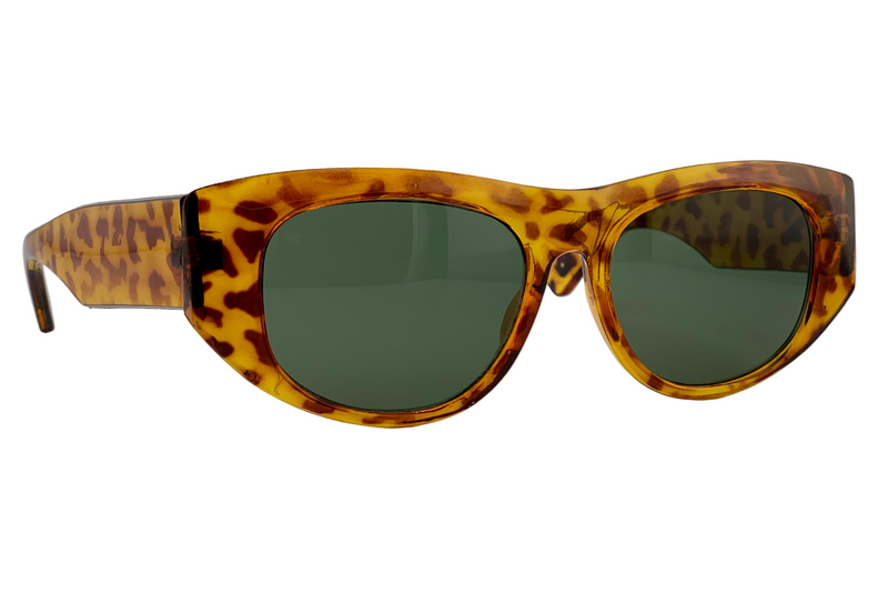TORT OVAL FRAME WITH GREEN LENSES