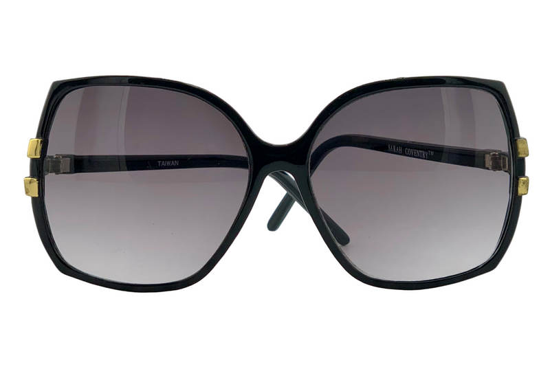 BLACK/GOLD SQUARE FRAME WITH SMOKE GRAD LENSES