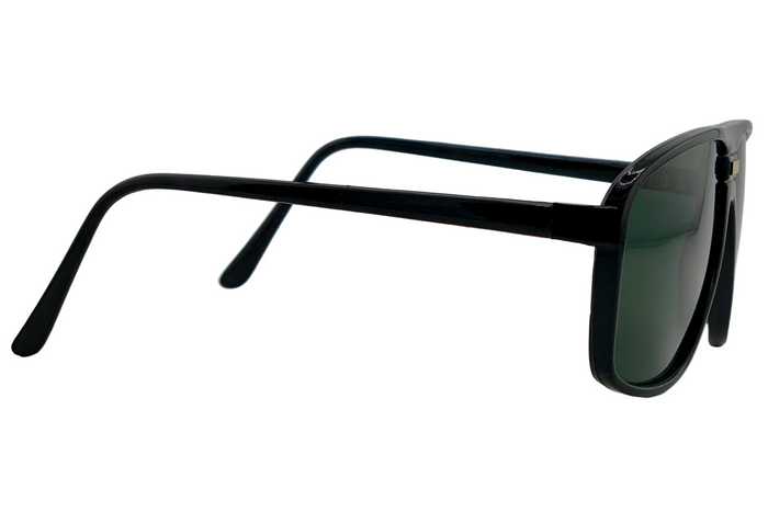 BLACK/GOLD SQUARE FRAME WITH GREEN LENSES