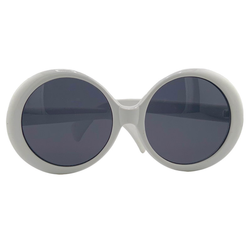 ROUND WHITE FRAME WITH SMOKE LENSES