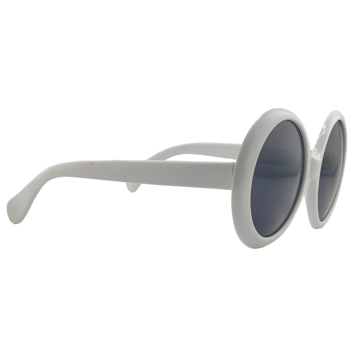 ROUND WHITE FRAME WITH SMOKE LENSES