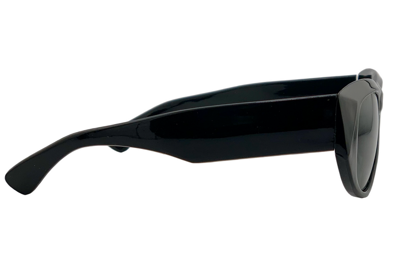 BLACK OVAL FRAME WITH GREEN LENSES