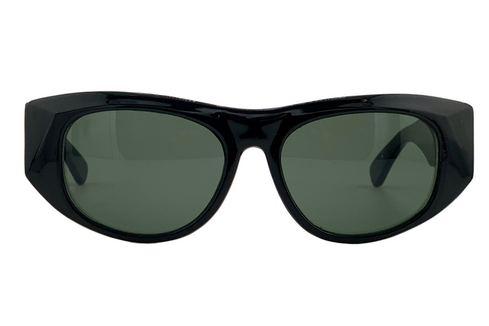 BLACK OVAL FRAME WITH GREEN LENSES
