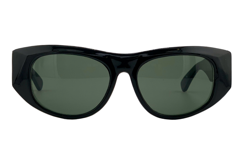 BLACK OVAL FRAME WITH GREEN LENSES