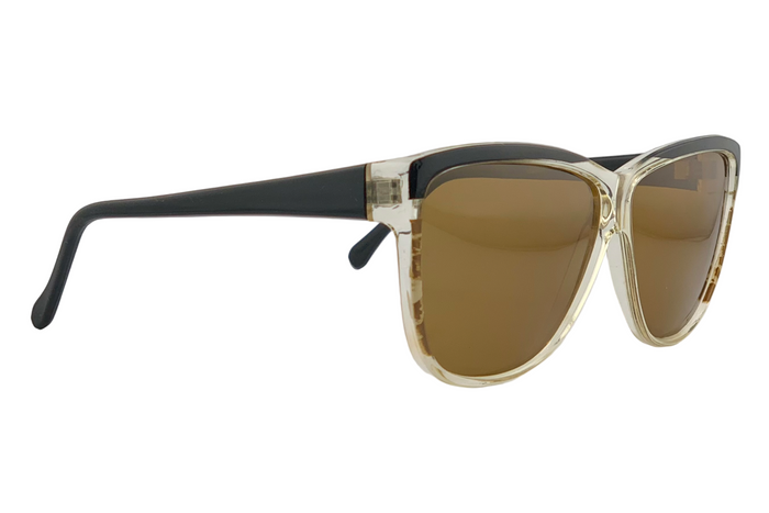 BLACK/CLEAR SQUARE FRAME WITH BROWN LENSES