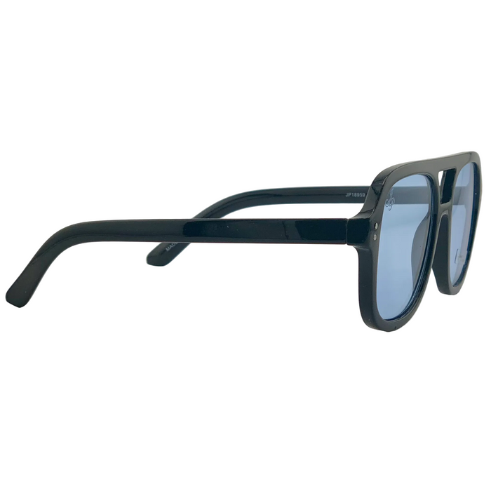 BLACK AVIATOR FRAME WITH BLUE LENSES